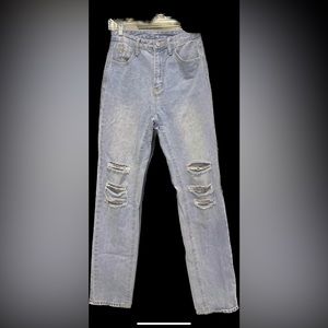 Women’s straight blue jeans